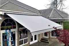 australia retractable awnings