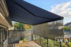 retractable awnings with roller valance option