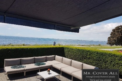 sunpitch retractable awnings